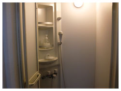 シャワールーム